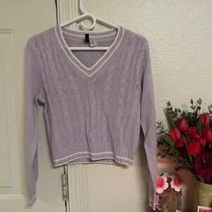 H&M Light Purple V-Neck Sweater